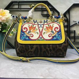 Picture of DG Lady Handbags _SKUfw81639300fw